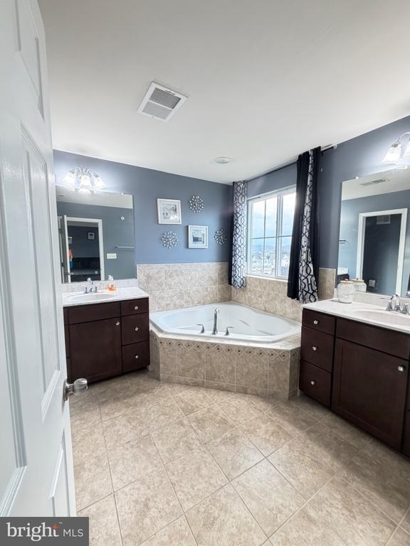 Photo - 5914 Krantz Dr