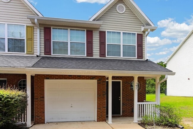 197 Swaying Pine Ct