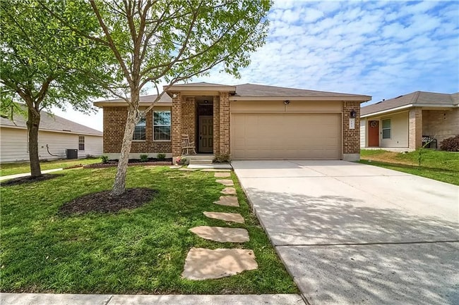 Building Photo - Coming soon...Super Nice One Story 4 Bedro... Rental