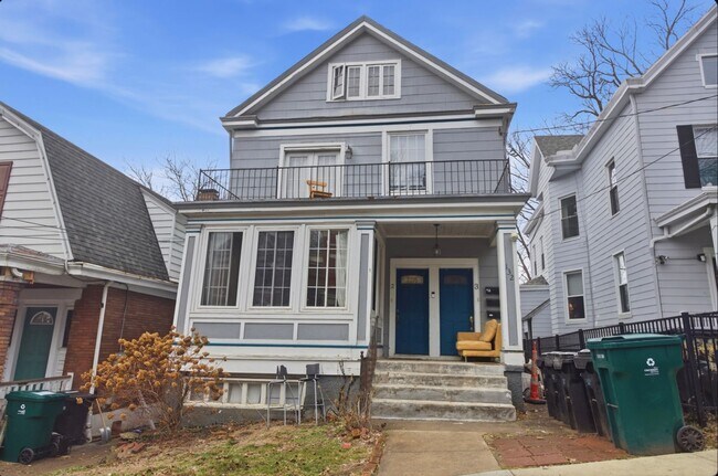 Building Photo - 132 Parker St Unit 1