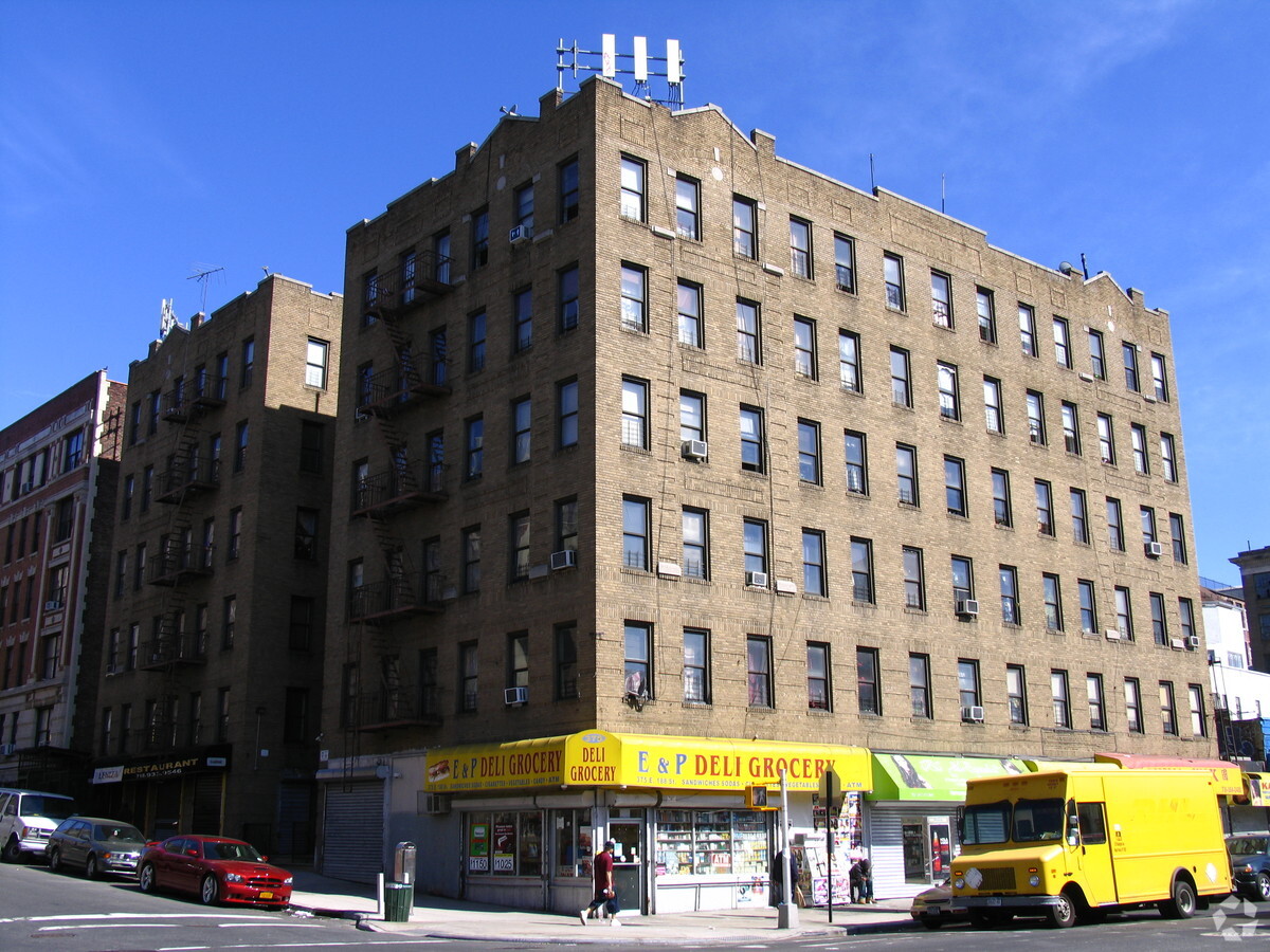 Photo - 373 E 188th St Apartments
