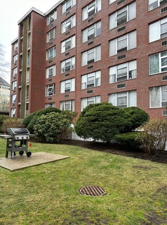 Building Photo - 20 Hammond Pond Pkwy Unit 503 Rental