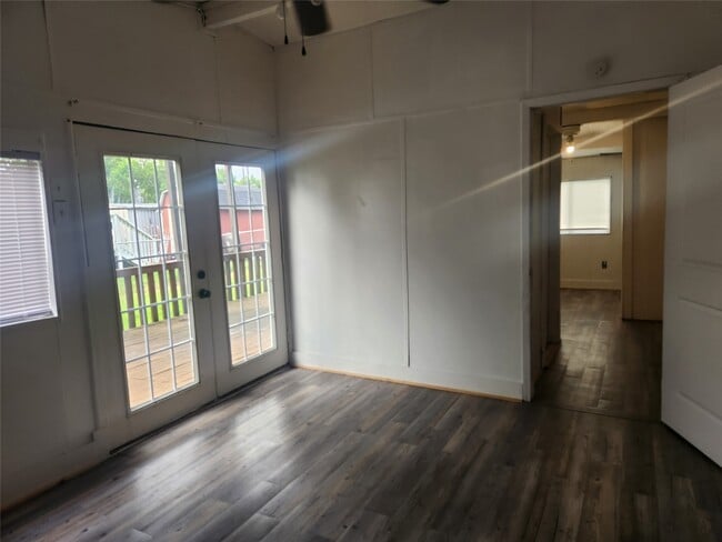 Photo - 4439 13th St