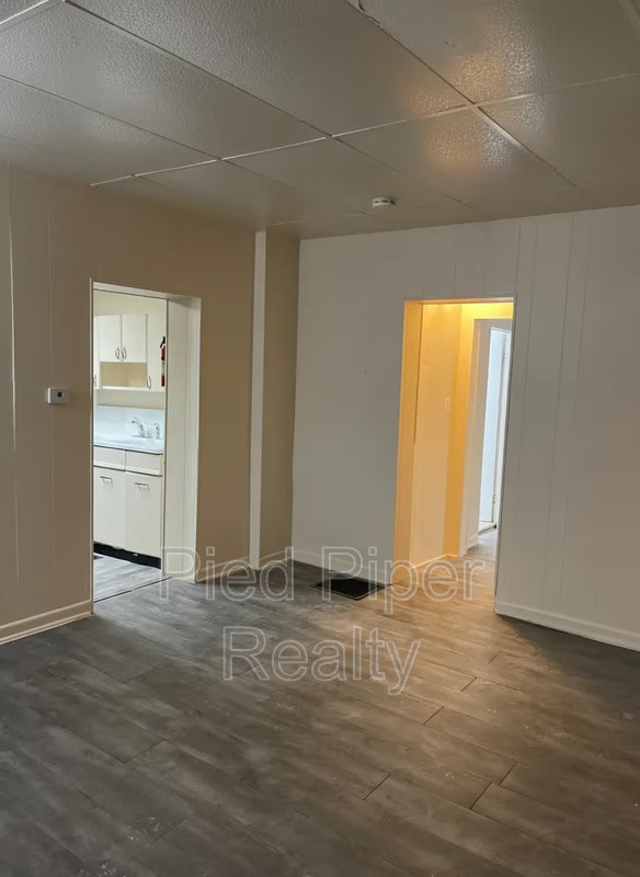 Photo - 810 E Shawnee St