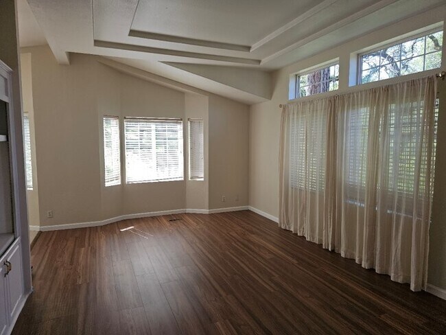 Photo - 10513 Katy Ln