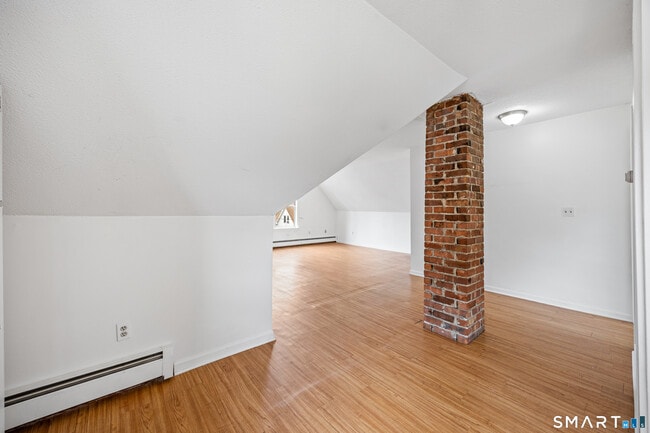 270 Ward St Unit 3