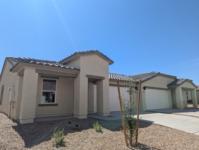 Photo - 729 Dylan Ct