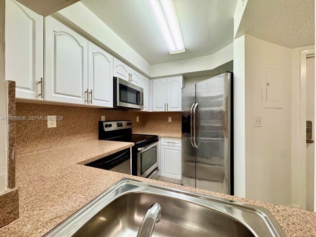 Photo - 8255 SW 152nd Ave Unidad E-215