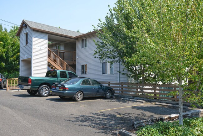 College Park Apartments