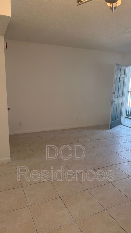 Photo - 55 Jasper St