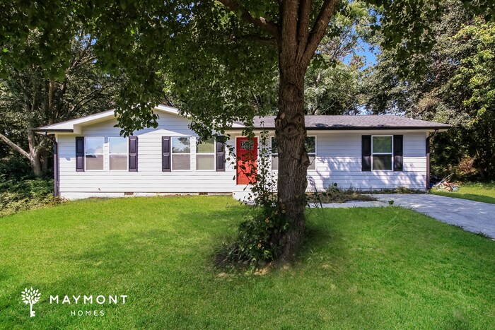 Photo - 963 Ivy Ln NW House