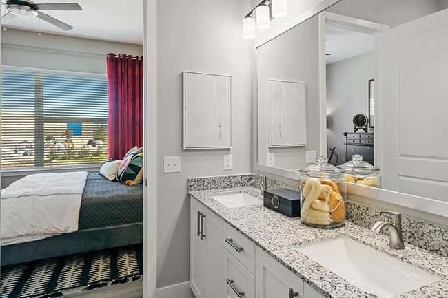 Photo - 8200 Glenn Day Dr Unit 3201