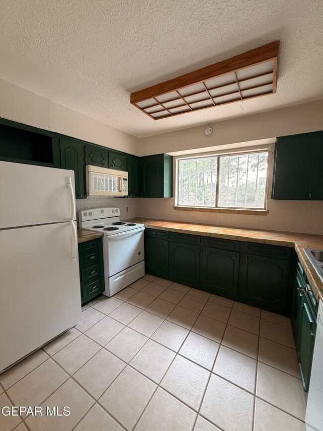 1845 Tommy Aaron Dr
