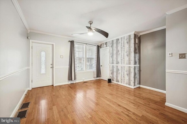 Photo - 1319 N Robinson St