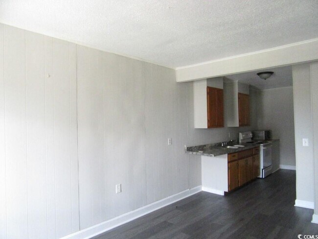 Photo - 204 4th Ave N