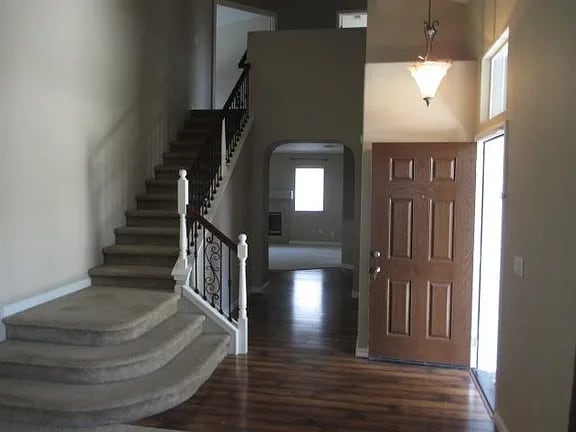 Photo - 142 Mike Gartrell Cir