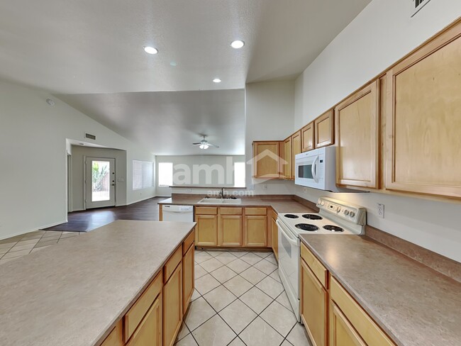 Photo - 10845 E Wier Ave