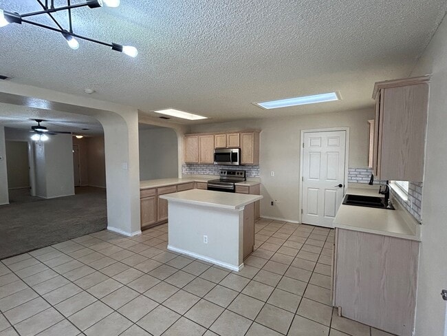 Photo - 4008 New Orleans Dr