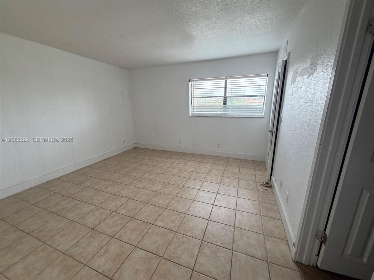 Photo - 3760 NW 115th Way