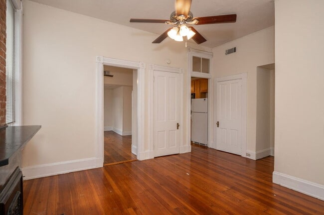 Photo - 215 E University Ave Unit A4