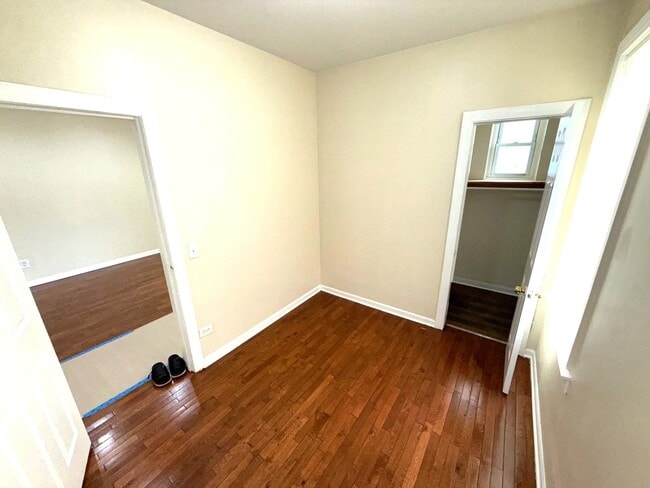 Photo - 7423 S St Lawrence Ave