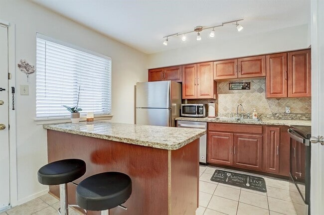 Photo - 4040 San Felipe St Unit 109