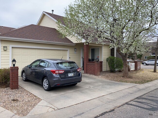 Photo - 906 Richmond Dr Unit 4