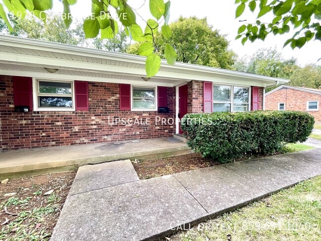 Building Photo - 1930 Cambridge Dr
