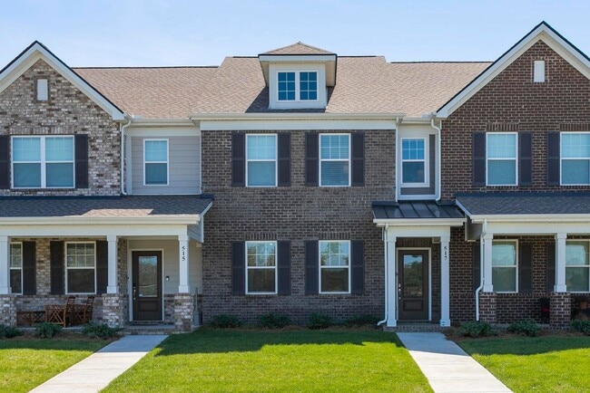 Photo - 517 Swanholme Dr