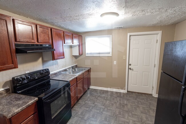 Photo - 2531 N Tacoma Ave