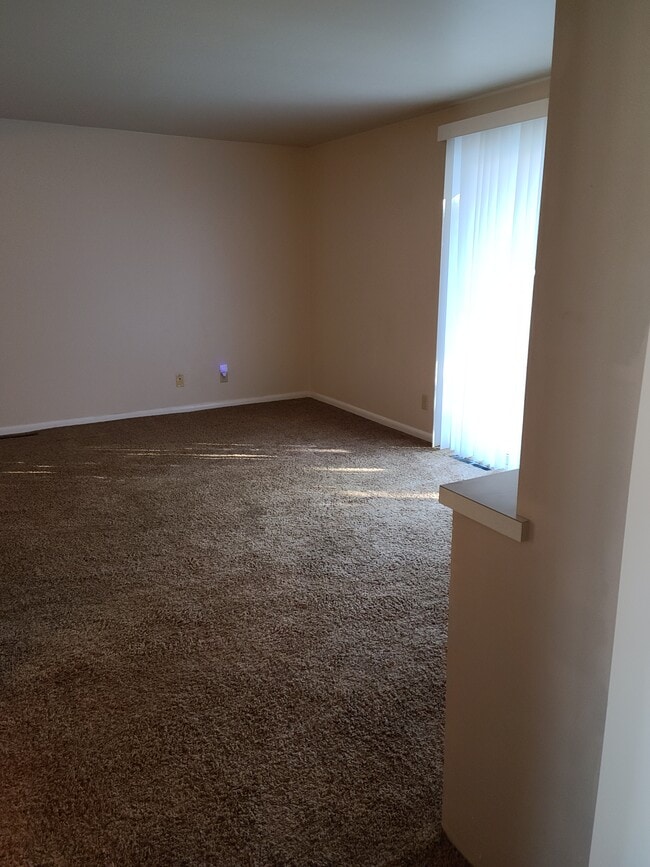 Photo - 120 Stanford Ave Townhome