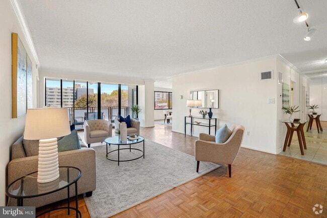 Building Photo - 800 25th St NW Unit 505 Rental