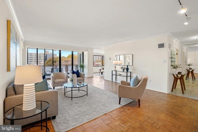 Photo - 800 25th St NW Apartamento Unidad 505