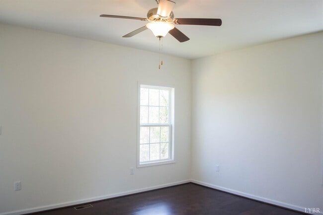 105 Red Maple Ct