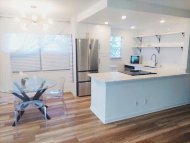Photo - 193 Newport Ct Unit 193