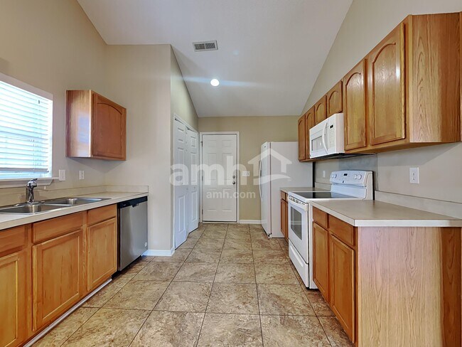 Photo - 5018 Thornton Dr