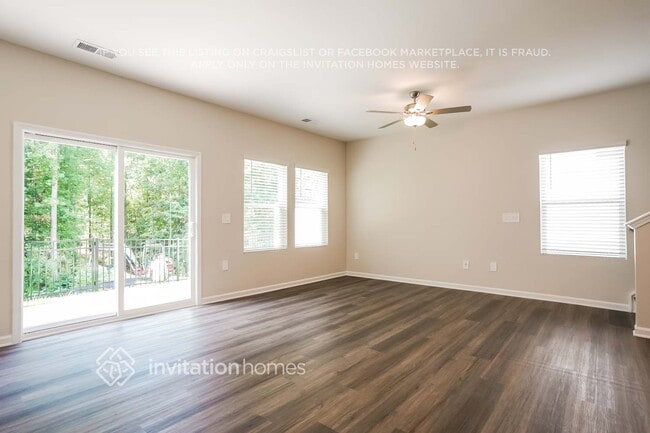 Photo - 801 Holiday Pk Ln