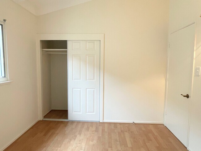 124 Rees St Unit 126