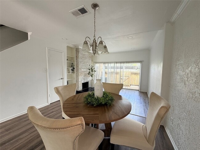 Photo - 7700 Creekbend Dr Unidad 45