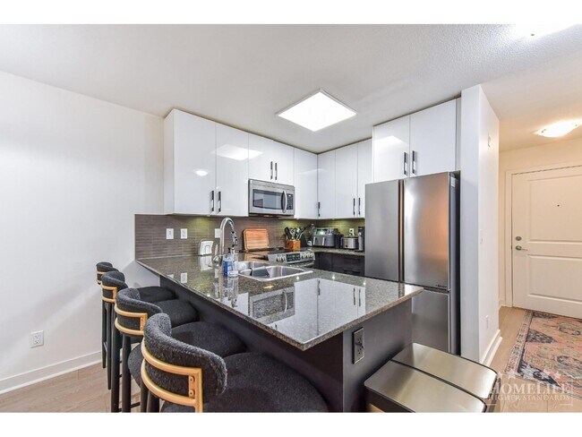 Photo - 8929-8202 202 St. Unit A117