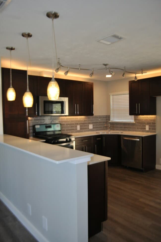 Photo - 1243 Centerville Rd