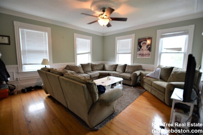 Photo - 57 Riverdale St Unit 1