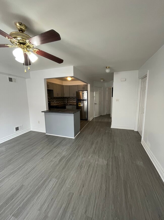 living space - 24 Stanhope St