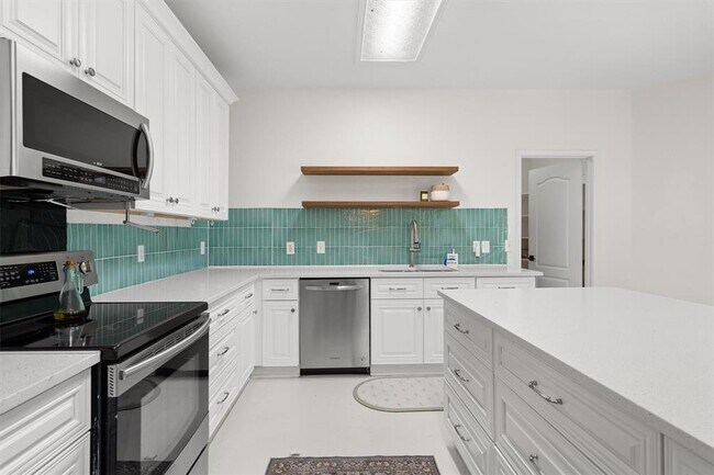 8353 Steamline Cir