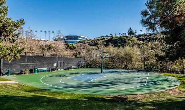 Photo - 12655 Bluff Creek Dr Unit 202