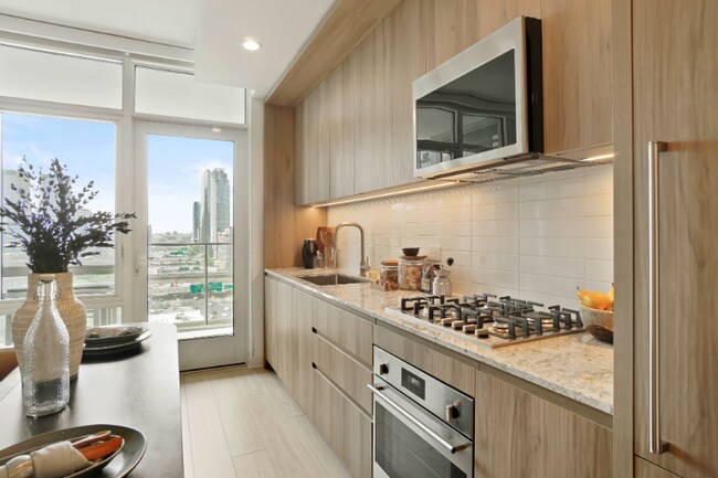 Photo - 354 W Wayman St