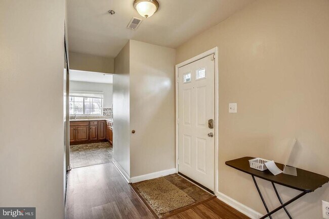 Photo - 1670 Brooksquare Dr Unit 54