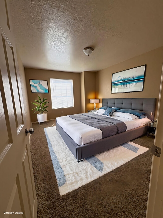 Country Crest Apartment Homes