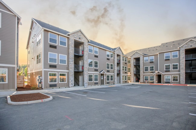 Photo - Q1 Apartments