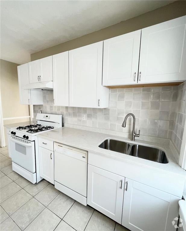 Building Photo - 100 Vandewater St Unit 2 Rental